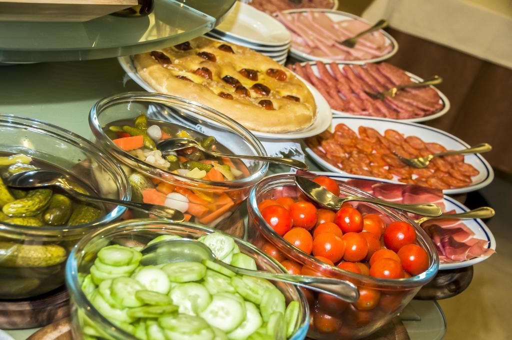 Hotel Al Prater Линяно Сабиадоро Екстериор снимка